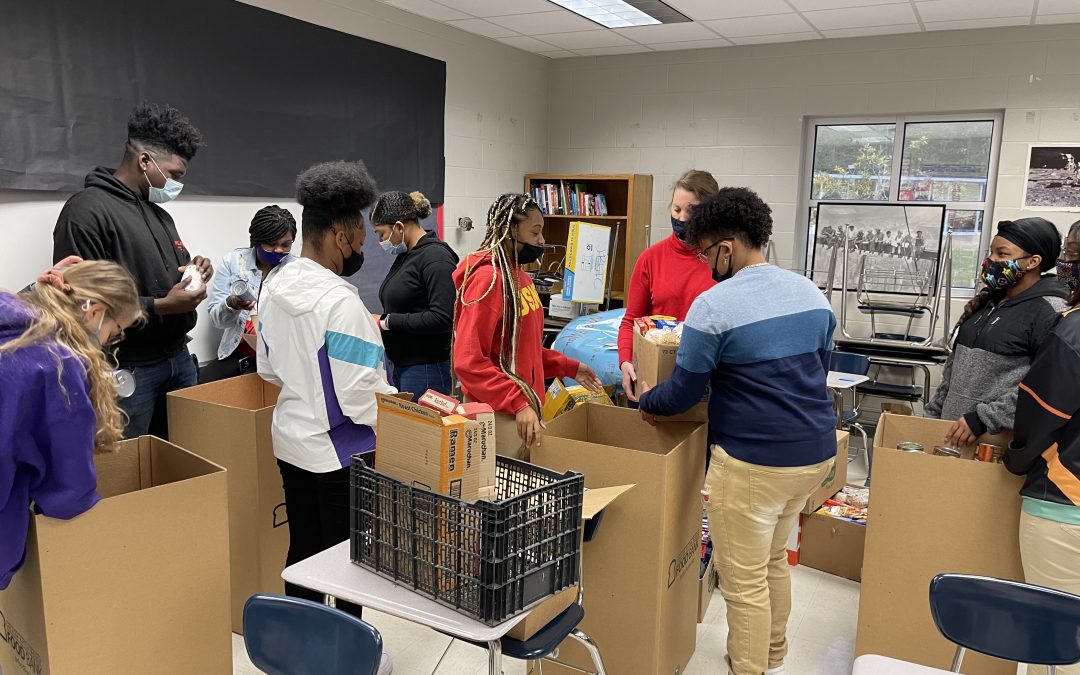 Panthers Give to Community in Need